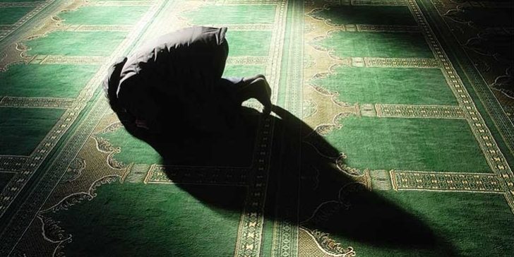 Muslim-Prayer1