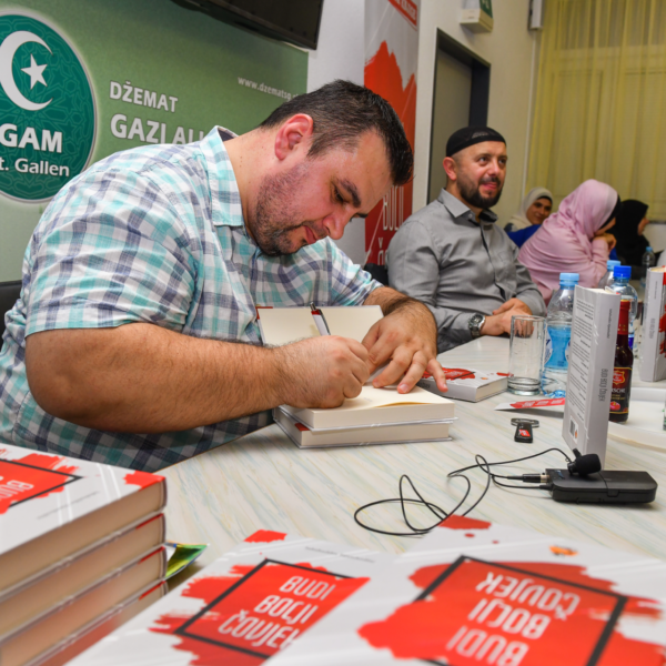 Promocija u džematu GAM, St. Gallen